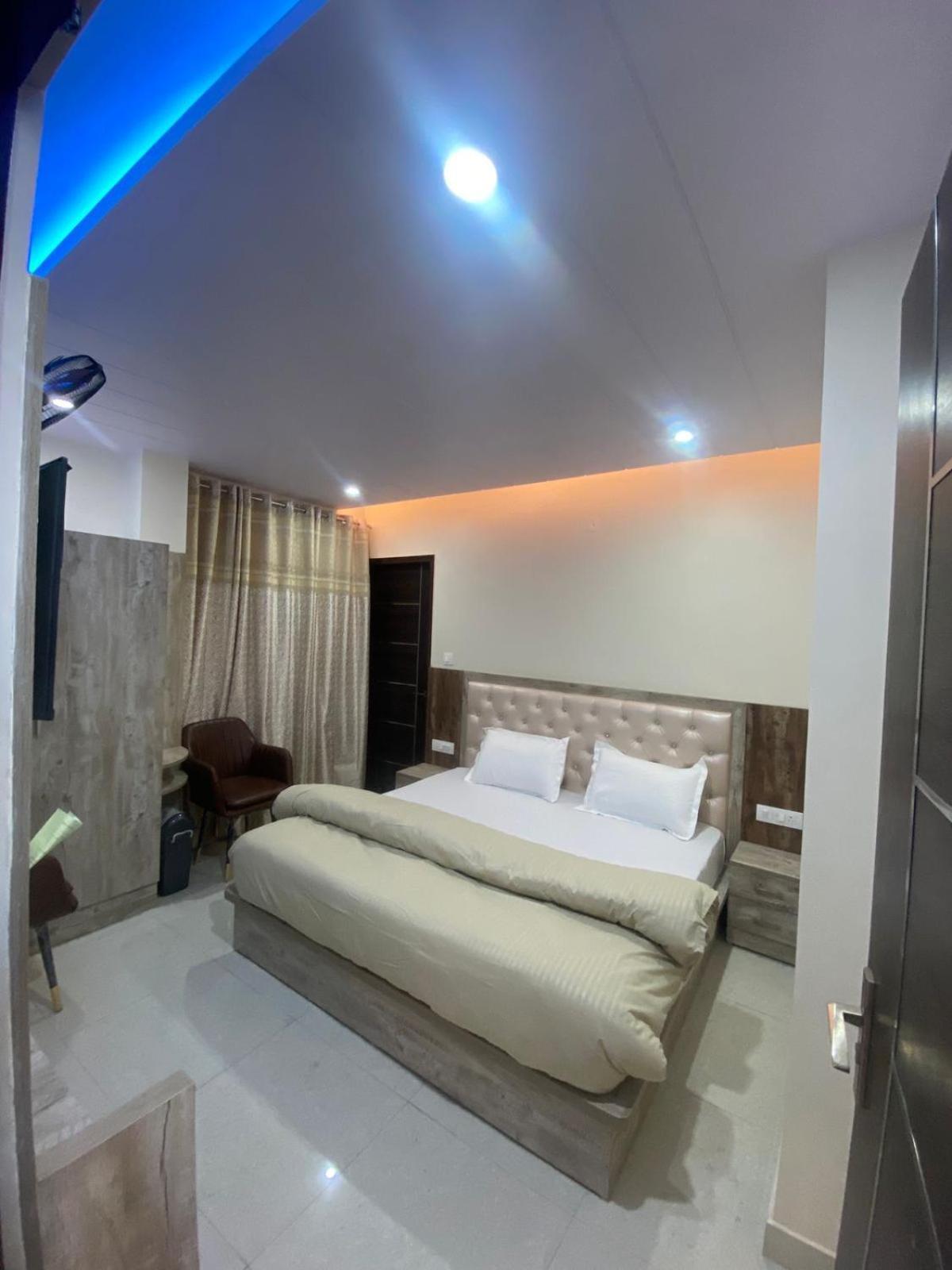 Harmony Heights Hotel Shimla Exterior photo